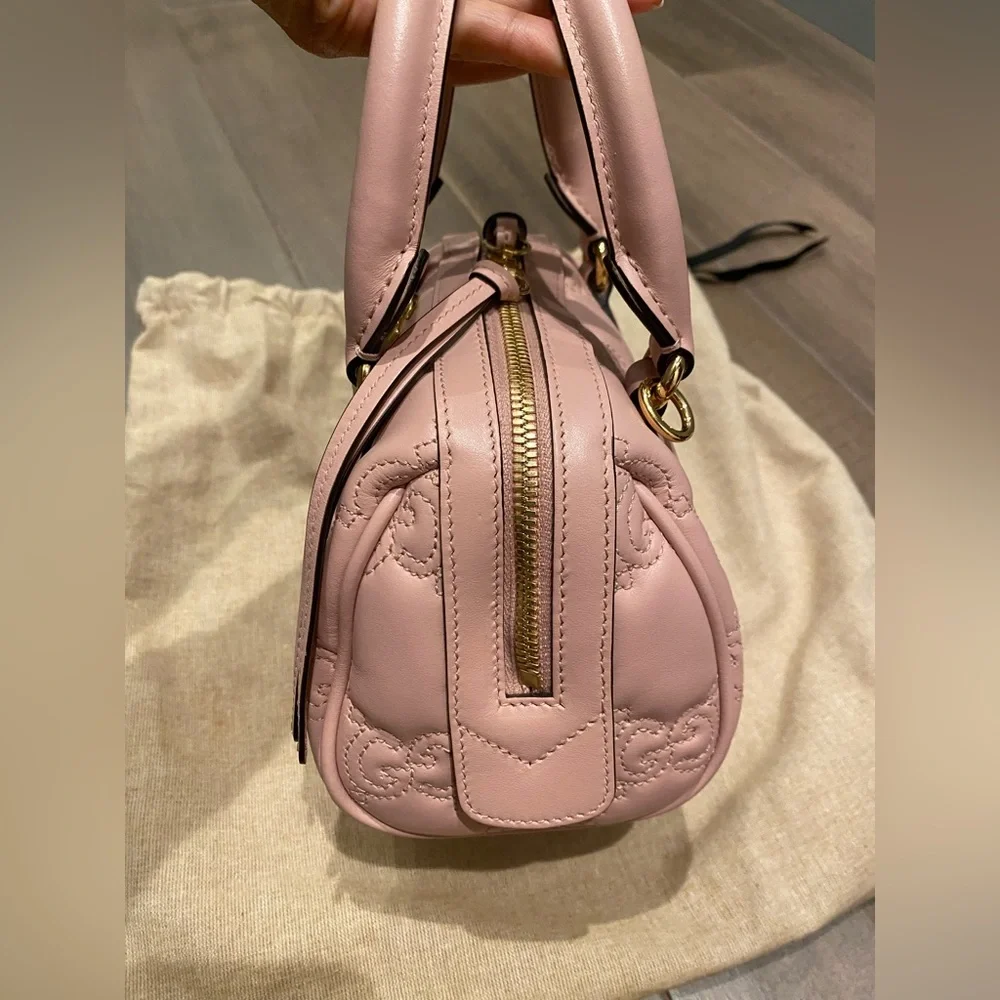 Gucci GG matelassé mini bag in pink leather - Picture 10 of 15